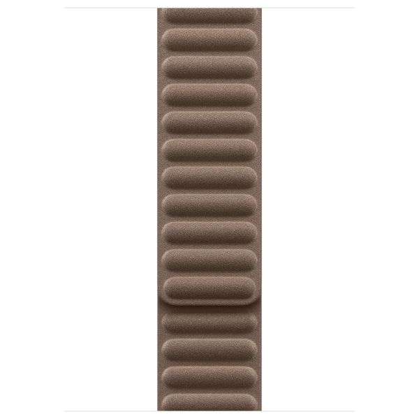 Apple Armband mit Magnetverschluss FineWoven für die Apple Watch Series 1-10 / SE / Ultra (2) - 42/44/45/46/49 mm - Größe M/L - Taupe