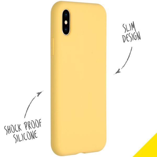 Accezz Liquid Silikoncase für das iPhone Xs / X - Gelb