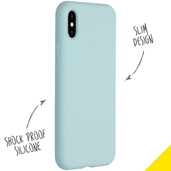 Accezz Liquid Silikoncase für das iPhone Xs / X - Hellblau
