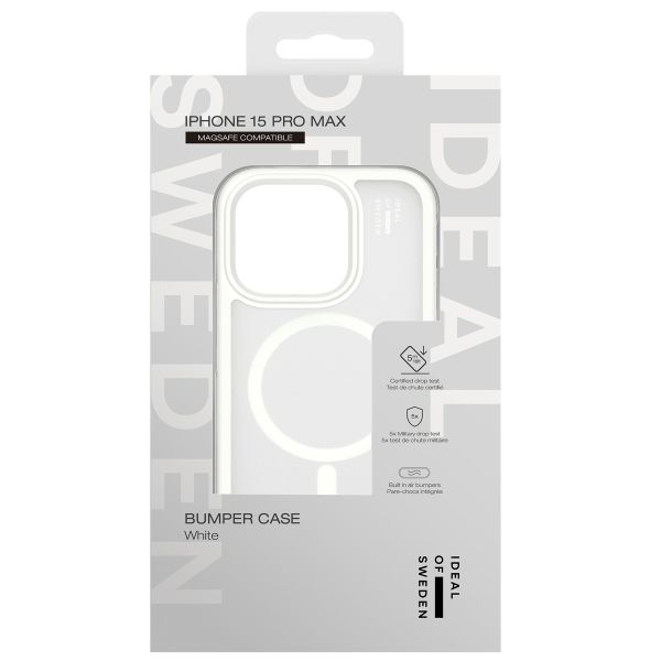 iDeal of Sweden Bumper Case Magsafe für das iPhone 15 Pro Max - Cloudy White