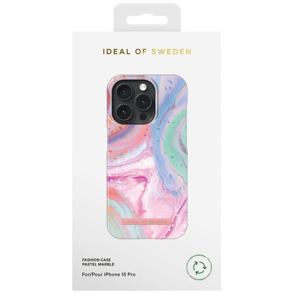 iDeal of Sweden Fashion Back Case für das iPhone 15 Pro - Pastel Marble