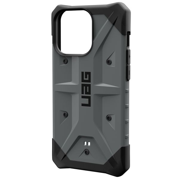 UAG Pathfinder Case für das iPhone 13 Pro - Silver