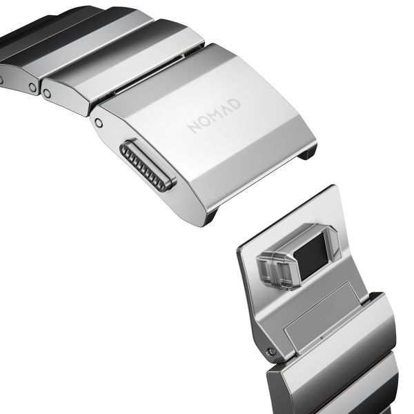 Nomad Magnetisches Stahlgliederarmband für die Apple Watch Series 1-10 / SE / Ultra (2) - 42/44/45/46/49 mm - Silber