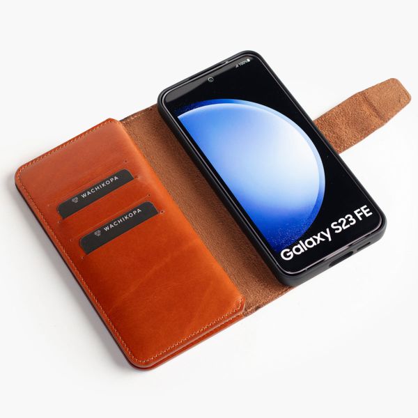 Wachikopa Multi Wallet Bookcase für das Samsung Galaxy S23 FE - British