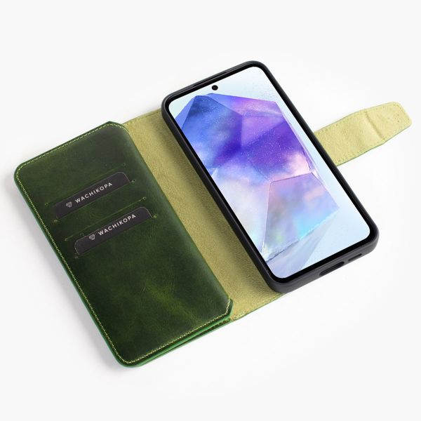 Wachikopa Multi Wallet Bookcase für das Samsung Galaxy A55 - Forest Green