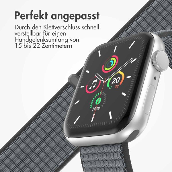 imoshion Nylon-Armband⁺ für die Apple Watch Series 1-9 / SE - 38/40/41 mm / Series 10 - 42 mm - Ash Green