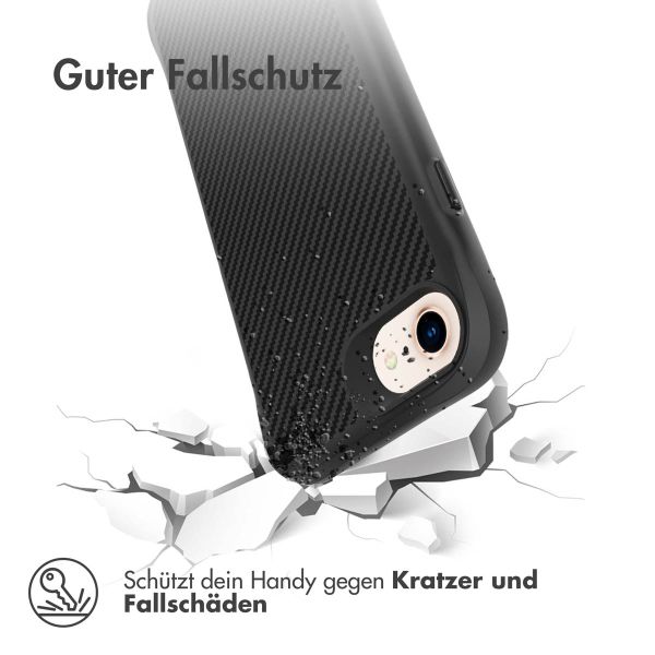 imoshion Rugged Hybrid Carbon Case für das iPhone SE (2022 / 2020) / 8 / 7 - Schwarz