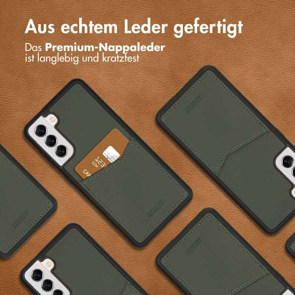 Accezz Premium Leather Card Slot Back Cover für das Samsung Galaxy S21 - Grün