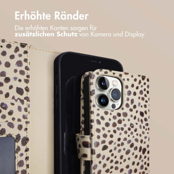 imoshion ﻿Design Klapphülle für das iPhone 12 (Pro) - Black And White Dots