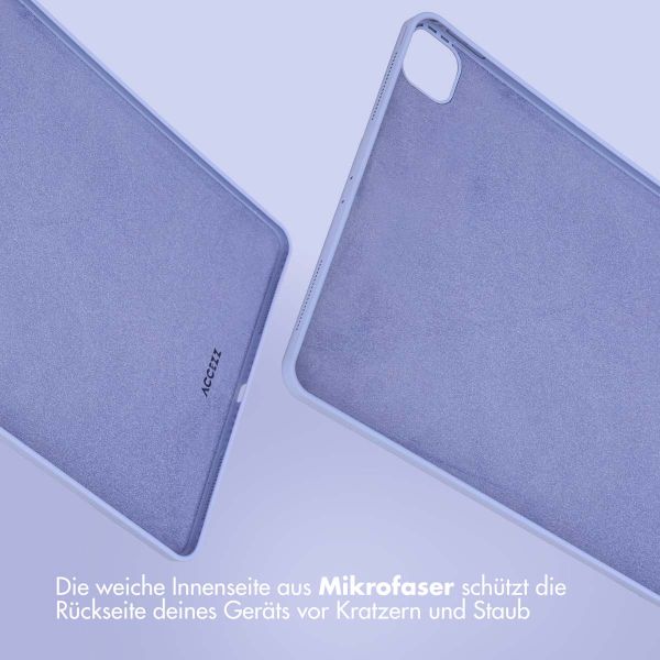 Accezz Liquid Silicone Back Cover mit Stifthalter für das iPad Pro 12.9 (2022) / Pro 12.9 (2021) / Pro 12.9 (2020) - Lila