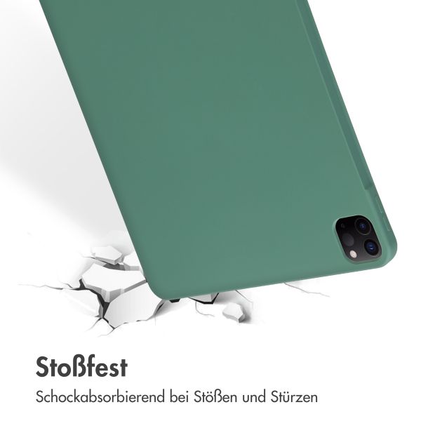 Accezz Liquid Silicone Back Cover mit Stifthalter für das iPad Pro 12.9 (2022) / Pro 12.9 (2021) / Pro 12.9 (2020) - Dunkelgrün