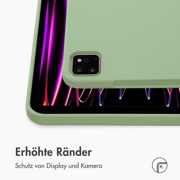 Accezz Liquid Silicone Back Cover mit Stifthalter für das iPad Pro 11 (2018/2020/2021/2022) - Hellgrün