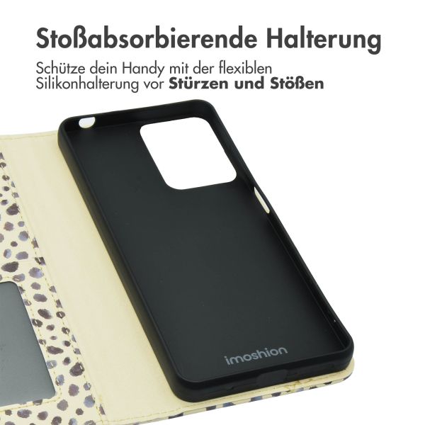 imoshion Design Klapphülle für das Motorola Moto G04 / G24 - Black And White Dots