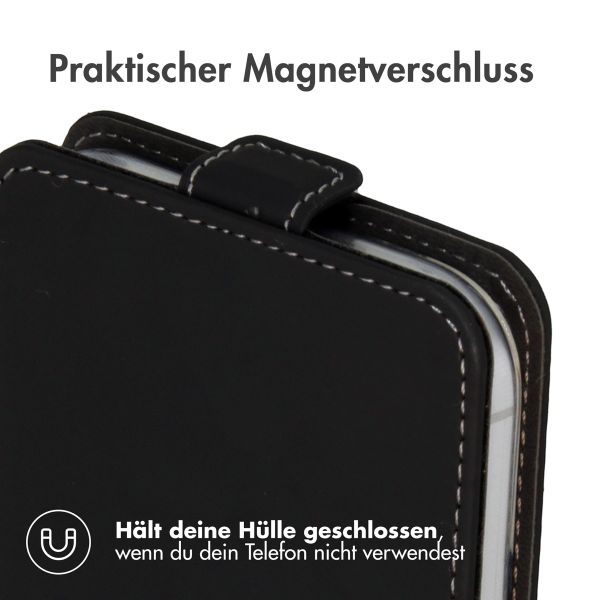 Accezz Flip Case für das iPhone 16 Pro Max - Schwarz