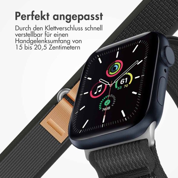 imoshion Nylon-Armband Trail für die Apple Watch Series 1-9 / SE - 38/40/41 mm / Series 10 - 42 mm - Schwarz