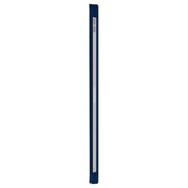 Decoded Textured Sillicon Slim Cover für das iPad Pro 13 (2024) M4 - Navy Peony