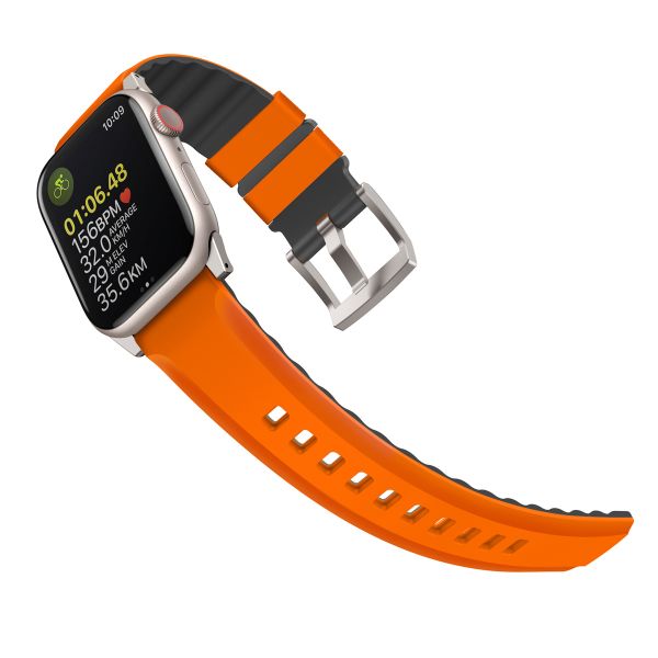 Uniq Linus AiroSoft™ Silikonarmband für die Apple Watch 1-9 / SE / Ultra (2) – 42/44/45/49 mm – Volt Orange