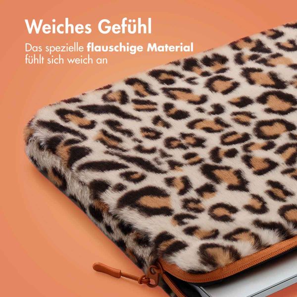 imoshion Fluffy Laptop Hülle 15-16 Zoll - Laptop Sleeve - Leopard Orange