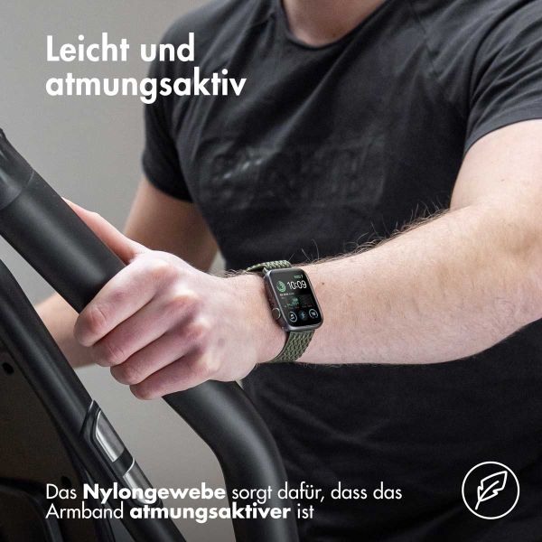 imoshion Elastische Nylonarmband für das Apple Watch Series 1-10 / SE / Ultra (2) - 42/44/45/46/49 mm - Dunkelgrün