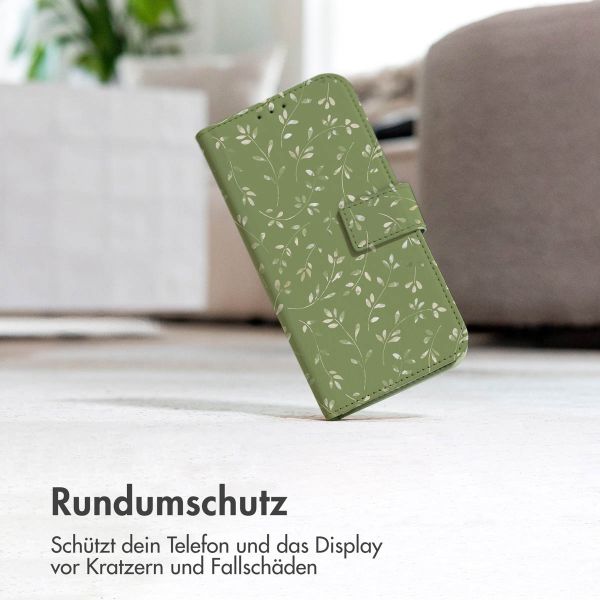 imoshion ﻿Design Klapphülle für das iPhone 12 (Pro) - Green Flowers