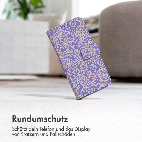 imoshion ﻿Design Klapphülle für das iPhone 12 (Pro) - Purple White Flowers