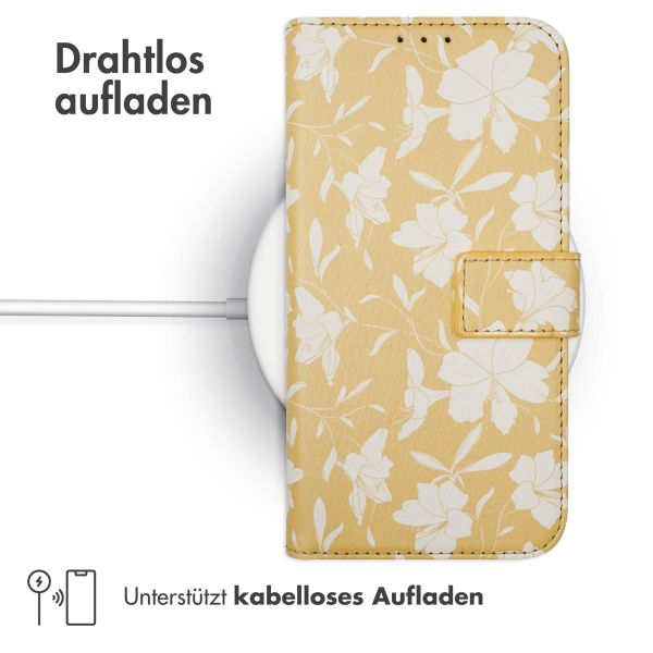 imoshion ﻿Design Klapphülle für das iPhone SE (2022 / 2020) / 8 / 7 / 6(s) - Yellow Flowers
