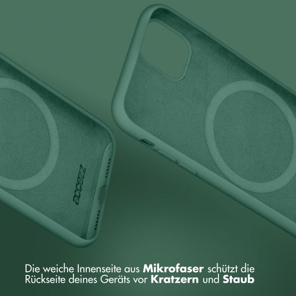 Accezz Liquid Silikoncase mit MagSafe für das iPhone 13 - Grün