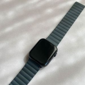 Decoded Silicone Magnetic Traction Lite SE mm Charcoal Apple für - Watch - 38/40/41 Strap / 1-9 Series