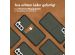 Accezz Premium Leather Card Slot Back Cover für das Samsung Galaxy S21 - Grün