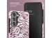 Selencia Vivid Back Cover für das Samsung Galaxy S21 FE - Trippy Swirl Dark Rose