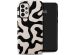 Selencia Vivid Back Cover für das Samsung Galaxy A33 - Art Wave Black