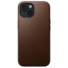 Nomad Modern Leather Case für das iPhone 15 - Braun