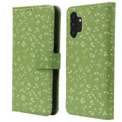 imoshion Design Klapphülle für das Samsung Galaxy A13 (5G) - Green Flowers